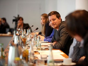 Stefan Plöchinger, Europa-Atlas Foto: Grimme-Institut / Arkadiusz Goniwiecha