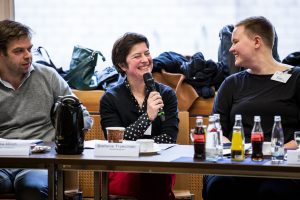 Stefanie Trzecinski von "Gebärdengrips" bei der Bekanntgabe der Nominierungen zum Grimme Online Award 2017. Foto: Grimme-Institut / Arkadiusz Goniwiecha