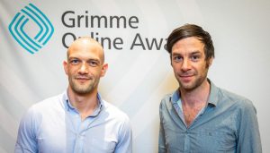 Oliver Fuchs, Community-Redaktor bei Republik (links) und Christof Moser (rechts) bei der Bekanntgabe der Nominierten Foto: Rainer Keuenhof / Grimme-Institut
