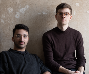 Im Bild: Baran Datlı und Anton Stanislawski. Foto: Chiara Wettmann.